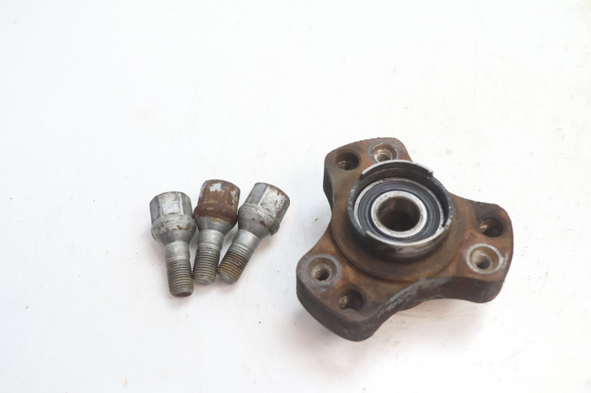 photo de VORDERRADNABE PEUGEOT SPEEDFIGHT LC 50 (1996 - 2002) - Hauptansicht
