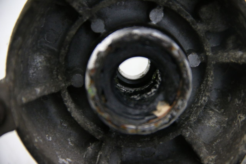 photo de VORDERRADNABE PIAGGIO VESPA GRANTURISMO 125 (2003 - 2007) - Technische Nahaufnahme