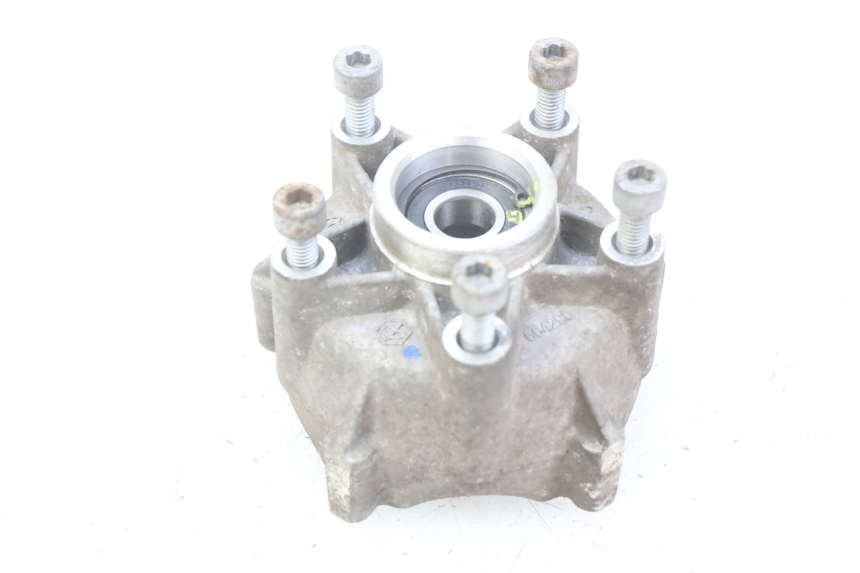 photo de VORDERRADNABE PIAGGIO VESPA PRIMAVERA 2T 50 (2013 - 2018) - Alternative Perspektive