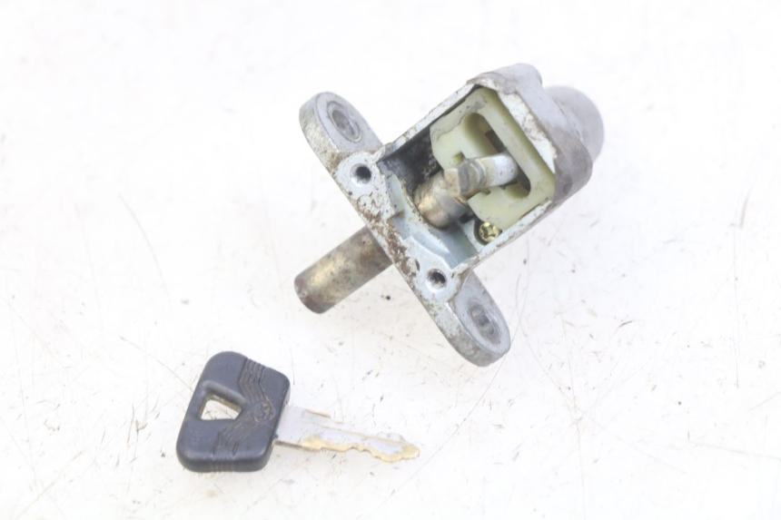 photo de ZüNDSCHLOSS MBK BOOSTER SPIRIT 50 (1999 - 2003) - Technische Nahaufnahme