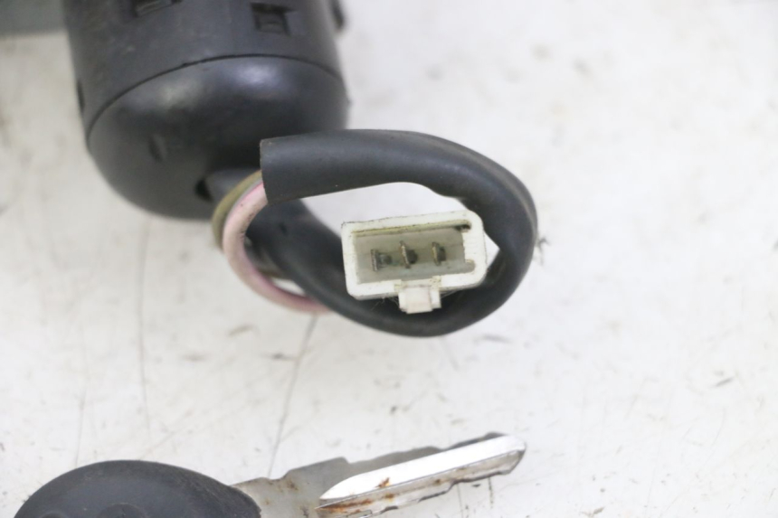 photo de ZüNDSCHLOSS MBK BOOSTER SPIRIT NAKED 50 (2004 - 2017) - Gesamtansicht des Produkts