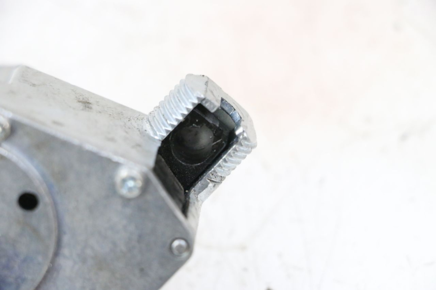 photo de ZüNDSCHLOSS MBK BOOSTER SPIRIT NAKED 50 (2004 - 2017) - Alternative Perspektive