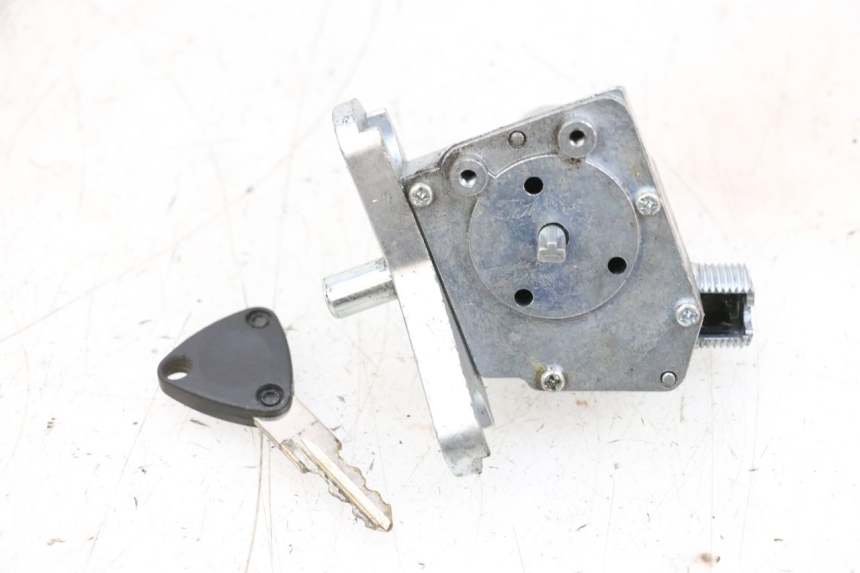 photo de ZüNDSCHLOSS MBK BOOSTER SPIRIT NAKED 50 (2004 - 2017) - Technische Nahaufnahme