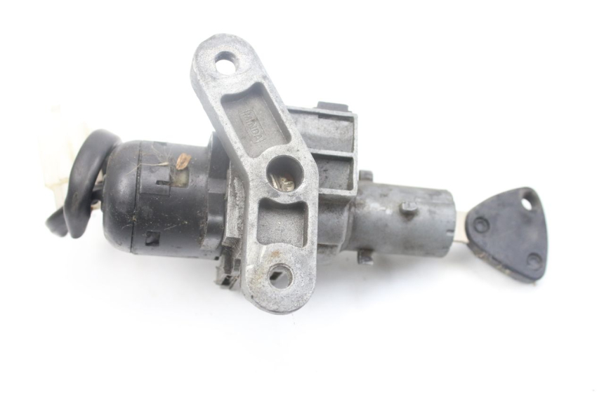 photo de ZüNDSCHLOSS YAMAHA BW'S EASY 50 (2013 - 2016) - Oberflächenzustand und Material