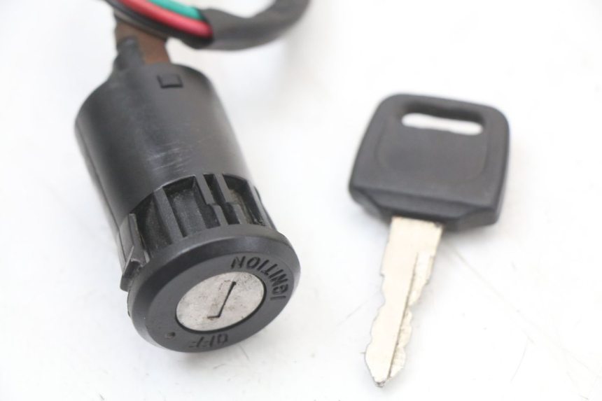 photo de ZÜNDSCHLOSS CCR DIRT BIKE 125 - Zoom auf Gebrauchszustand