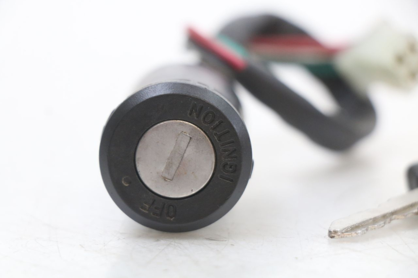 photo de ZÜNDSCHLOSS CCR DIRT BIKE 125 - Technische Nahaufnahme