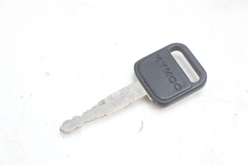 photo de ZÜNDSCHLOSS KYMCO GRAND DINK 125 (2008 - 2014) - Oberflächenzustand und Material
