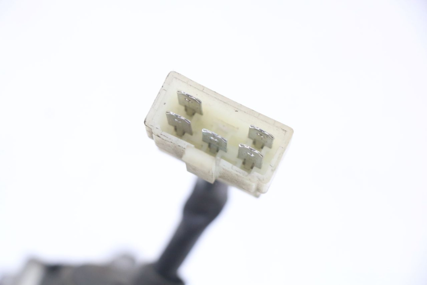 photo de ZÜNDSCHLOSS SYM ORBIT 50 (2008 - 2010) - Details der Befestigungspunkte