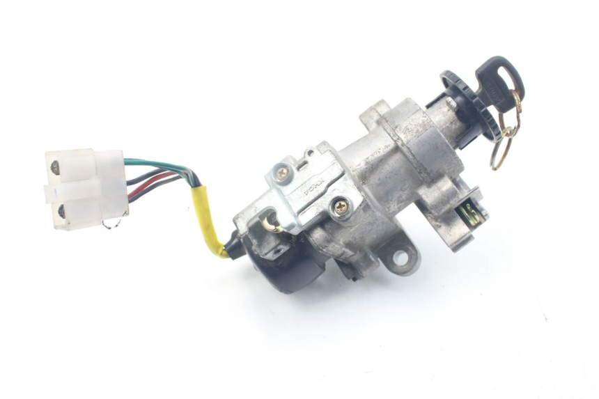 photo de ZüNDSCHLOSS KYMCO PEOPLE 250 (2004 - 2008) - Kennzeichnungen und Originalreferenzen