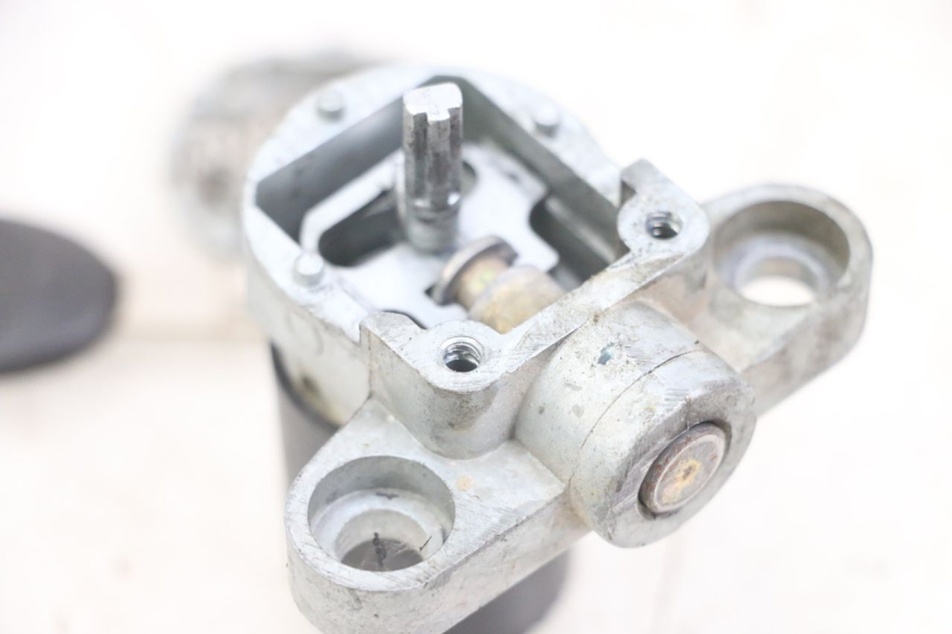 photo de ZüNDSCHLOSS DERBI SENDA SM X-TREME 50 (2006 - 2010) - Detailansicht des Bauteils