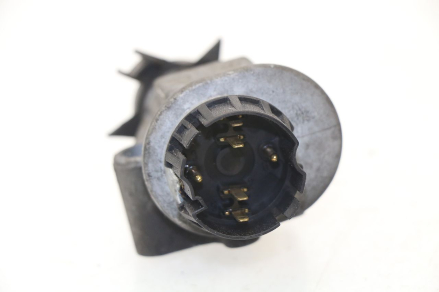 photo de ZÜNDSCHLOSS PEUGEOT SPEEDFIGHT LC 50 (1996 - 2002) - Technische Nahaufnahme