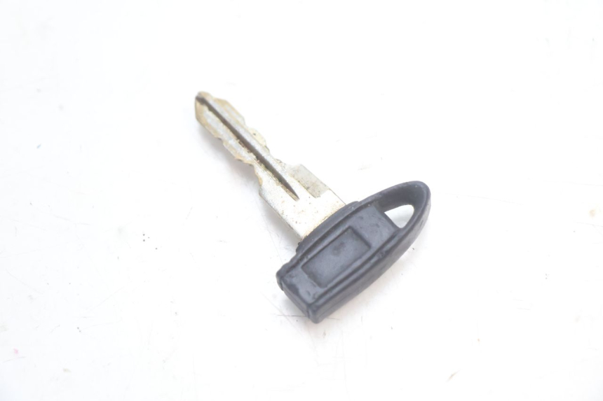 photo de ZÜNDSCHLOSS PIAGGIO ZIP 4T 50 (2006 - 2017) - Oberflächenzustand und Material
