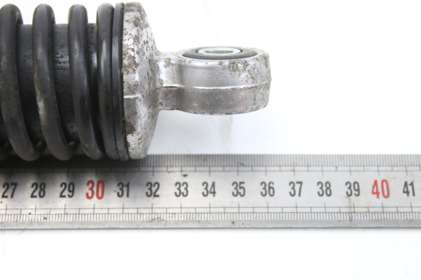 photo de HINTERE STOSSDÄMPFERPAAR SUZUKI BURGMAN 125 (2007 - 2014) - Details der Befestigungspunkte