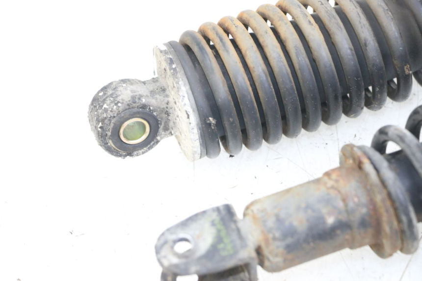 photo de HINTERE STOSSDÄMPFERPAAR YAMAHA CYGNUS X 125 (2004 - 2007) - Details der Befestigungspunkte