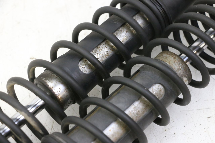 photo de HINTERE STOSSDÄMPFERPAAR KYMCO DINK STREET 125 (2009 - 2014) - Details der Befestigungspunkte