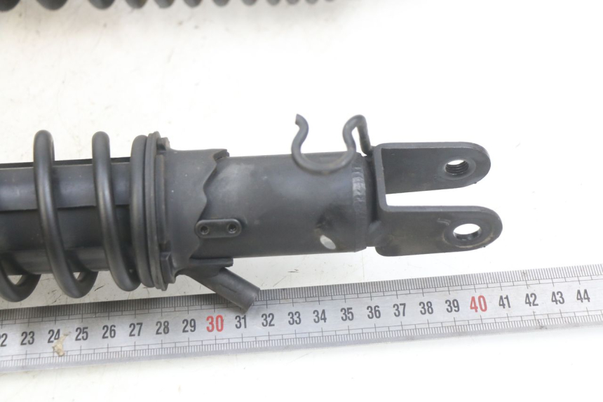 photo de HINTERE STOSSDÄMPFERPAAR KYMCO DOWNTOWN ABS 125 (2015 - 2017) - Detailansicht des Bauteils