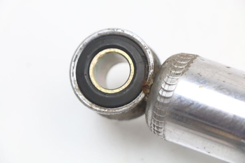 photo de PAAR FEDERBEIN  SUZUKI GN 125 (1997 - 2000) - Technische Nahaufnahme