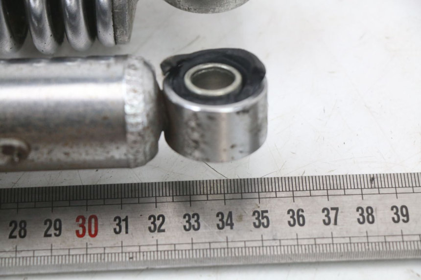 photo de PAAR FEDERBEIN  SUZUKI GSX E 250 (1982 - 1983) - Zoom auf Gebrauchszustand