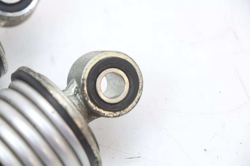 photo de HINTERE STOSSDÄMPFERPAAR HONDA PCX (JF28) 125 (2009 - 2011) - Oberflächenzustand und Material