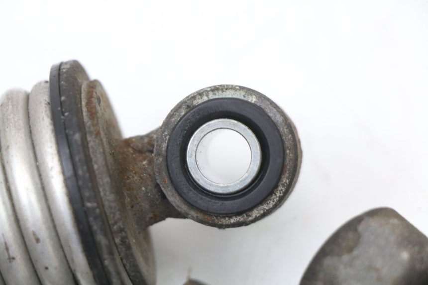 photo de HINTERE STOSSDÄMPFERPAAR HONDA PCX (JF28) 125 (2009 - 2011) - Details der Befestigungspunkte