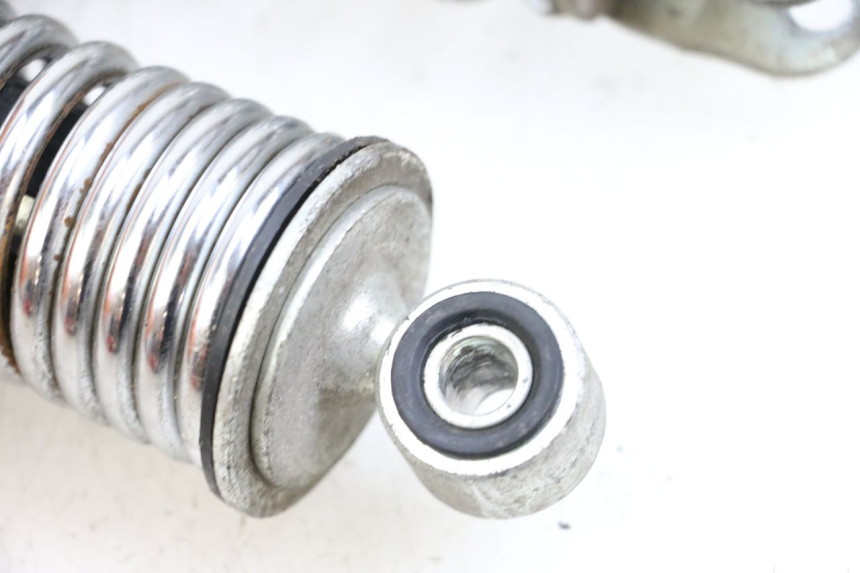 photo de HINTERE STOSSDÄMPFERPAAR HONDA PCX (JF47) 125 (2012 - 2013) - Oberflächenzustand und Material