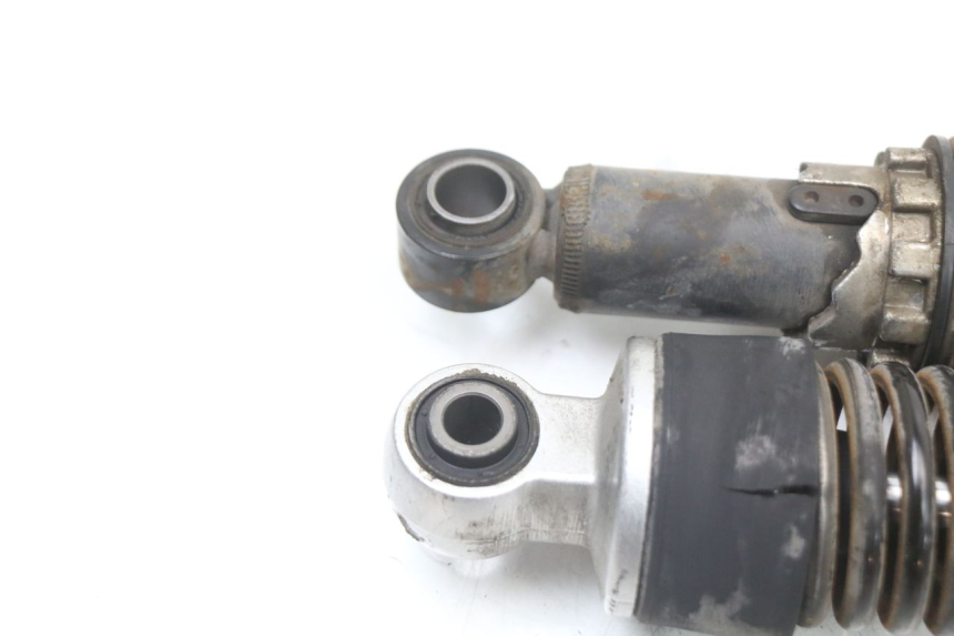 photo de HINTERE STOSSDÄMPFERPAAR PIAGGIO X10 125 (2012 - 2017) - Details der Befestigungspunkte