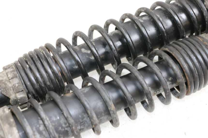 photo de HINTERE STOSSDÄMPFERPAAR PIAGGIO X9 125 (2000 - 2003) - Detailansicht des Bauteils