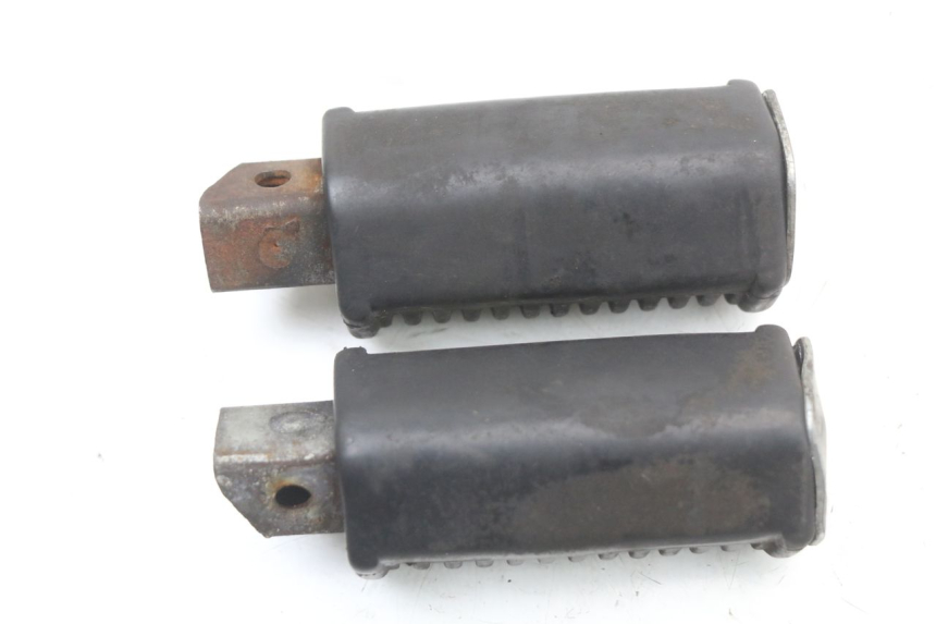 photo de FUSSRASTEN HINTEN HYOSUNG GV AQUILA 125 (2000 - 2009) - Alternative Perspektive