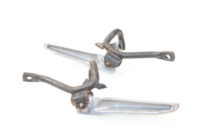 photo de PAAR FUßRASTENHALTER HINTEN JONWAY AZTRAL 125 (2008 - 2017) - Zoom auf Gebrauchszustand