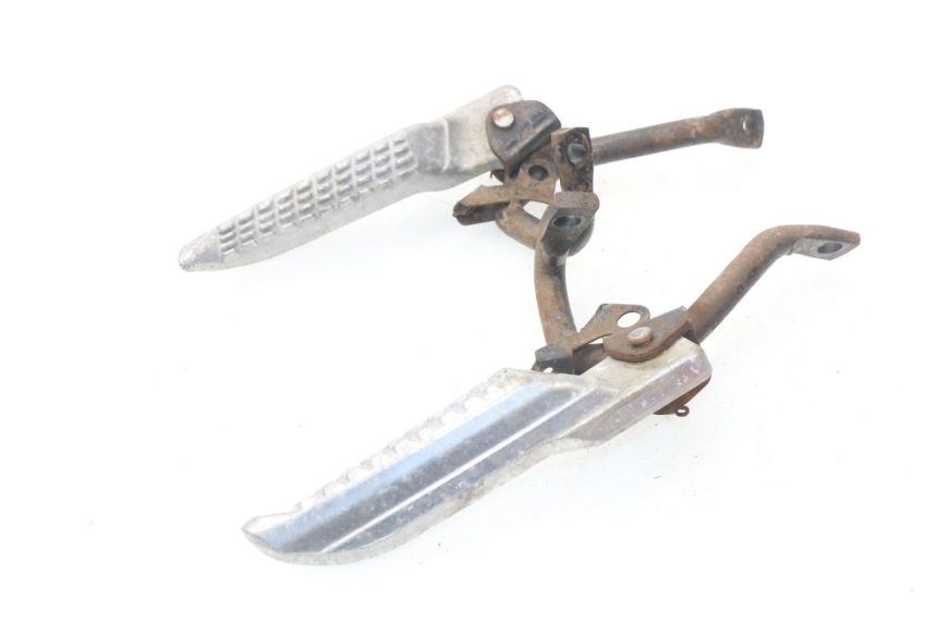 photo de PAAR FUßRASTENHALTER HINTEN JONWAY AZTRAL 125 (2008 - 2017) - Alternative Perspektive