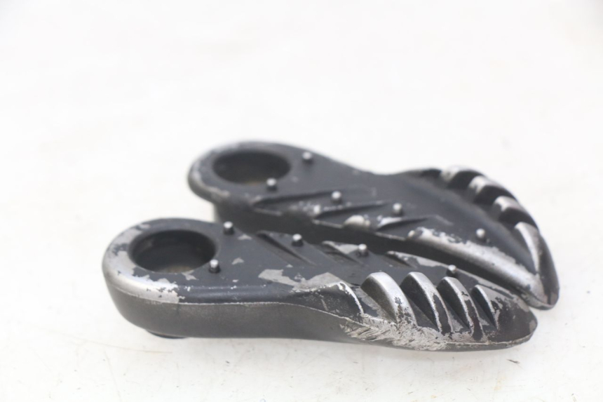 photo de PAAR FUßRASTENHALTER HINTEN MBK BOOSTER SPIRIT NAKED 50 (2004 - 2017) - Alternative Perspektive