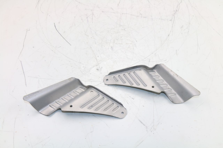 photo de FUSSRASTEN HINTEN BAOTIAN BT 49 QT-9 50 (2006 - 2010) - Detailansicht des Bauteils