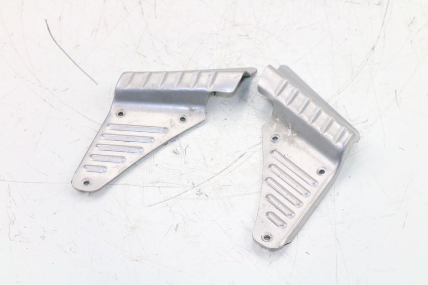 photo de FUSSRASTEN HINTEN BAOTIAN BT 49 QT-9 50 (2006 - 2010) - Zoom auf Gebrauchszustand