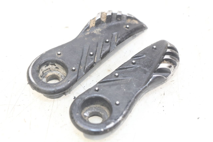 photo de PAAR FUßRASTENHALTER HINTEN YAMAHA BW'S EASY 50 (2013 - 2016) - Zoom auf Gebrauchszustand