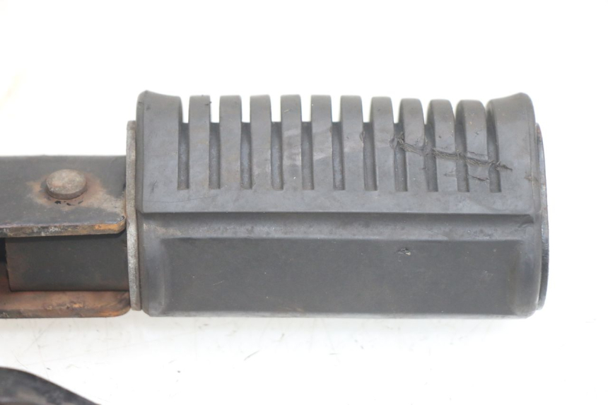 photo de PAAR FUßRASTENHALTER HINTEN HONDA CA REBEL 125 (1995 - 2001) - Alternative Perspektive