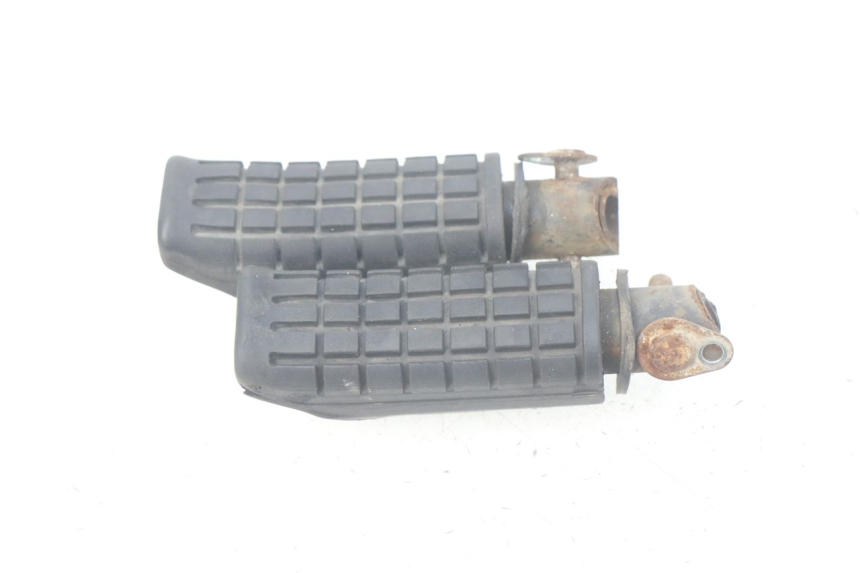 photo de FUSSRASTEN HINTEN HONDA CBR R 125 (2003 - 2006) - Hauptansicht