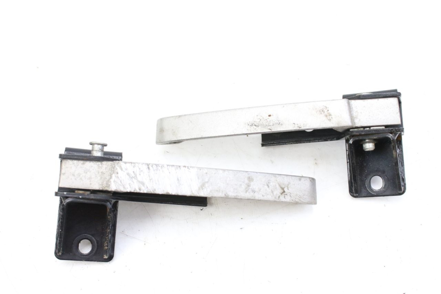 photo de PAAR FUßRASTENHALTER HINTEN PEUGEOT CITYSTAR 125 (2011 - 2017) - Alternative Perspektive