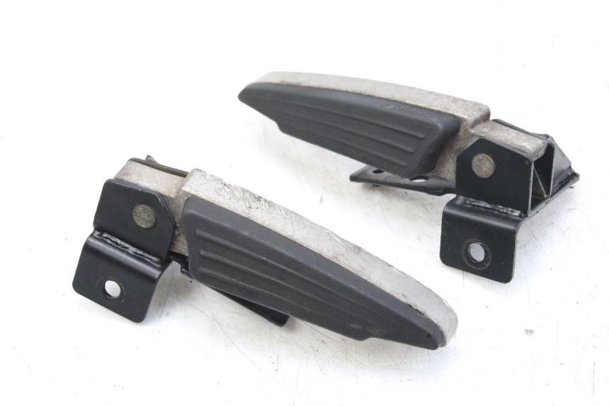 photo de PAAR FUßRASTENHALTER HINTEN PEUGEOT CITYSTAR 50 (2013 - 2017) - Hauptansicht