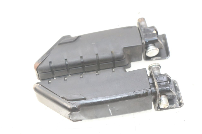 photo de PAAR FUßRASTENHALTER HINTEN YAMAHA D'ELIGHT DELIGHT 115 (2013 - 2017) - Zoom auf Gebrauchszustand