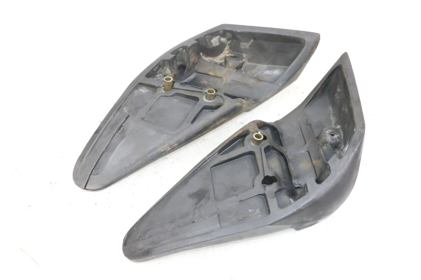 photo de FUSSRASTEN HINTEN HONDA FES PANTHEON 2T 125 (1998 - 2002) - Alternative Perspektive