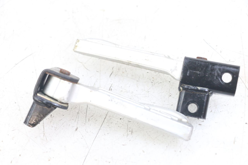 photo de PAAR FUßRASTENHALTER HINTEN SYM FIDDLE 3 III 125 (2014 - 2020) - Gesamtansicht des Produkts