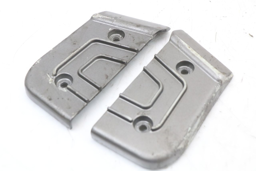 photo de PAAR FUßRASTENHALTER HINTEN TNT MOTOR GRIDO 2T 50 (2010 - 2019) - Alternative Perspektive