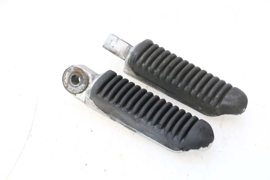 photo de FUSSRASTEN HINTEN SUZUKI GSX F GSXF 750 (1988 - 1998) - Alternative Perspektive