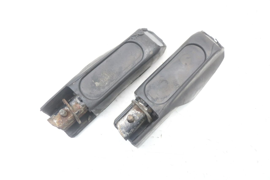 photo de FUSSRASTEN HINTEN HONDA FES S-WING SWING 125 (2007 - 2015) - Technische Nahaufnahme