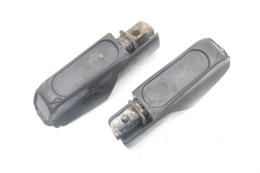 photo de FUSSRASTEN HINTEN HONDA FES S-WING SWING 125 (2007 - 2015) - Gesamtansicht des Produkts