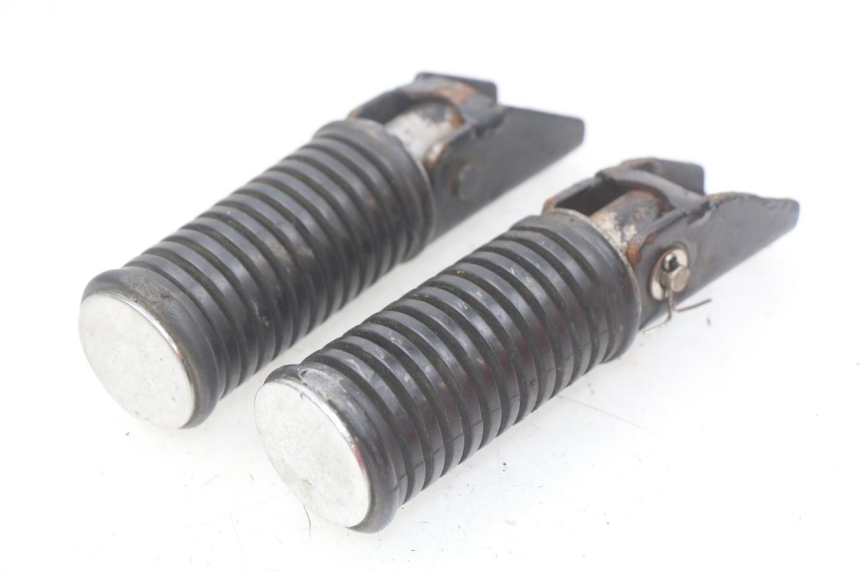 photo de PAAR FUßRASTENHALTER HINTEN KEEWAY HURRICANE 50 (2006 - 2019) - Hauptansicht