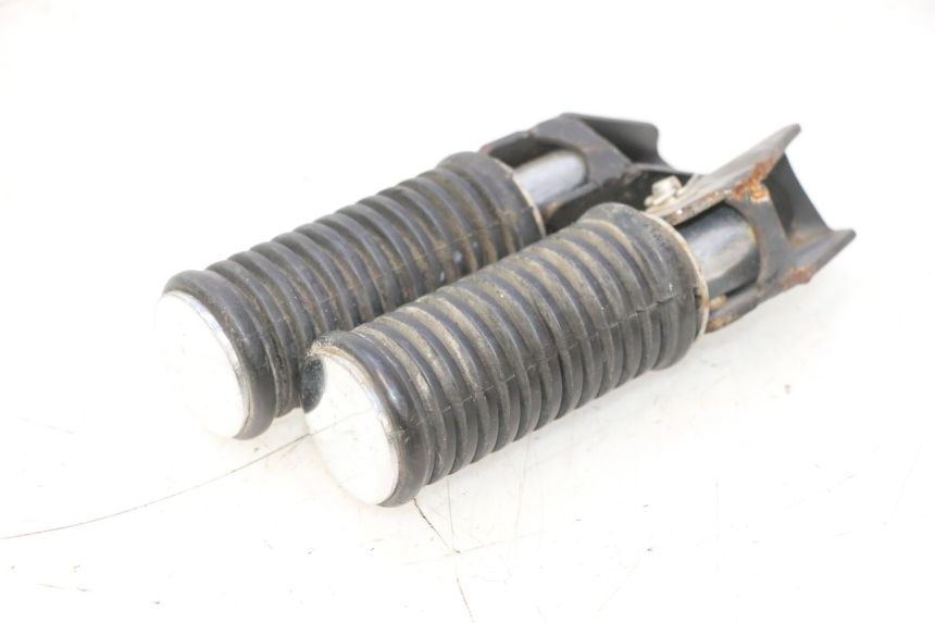 photo de PAAR FUßRASTENHALTER HINTEN KEEWAY HURRICANE 50 (2006 - 2019) - Hauptansicht