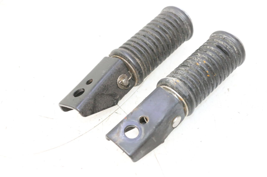 photo de PAAR FUßRASTENHALTER HINTEN KEEWAY HURRICANE 50 (2006 - 2019) - Details der Befestigungspunkte