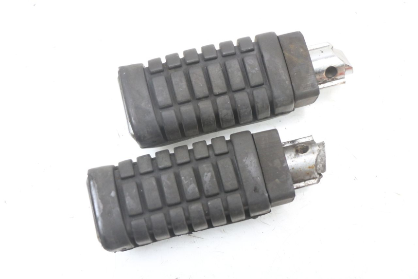 photo de FUSSRASTEN HINTEN JINLUN JL HIGHLANDER 125 (2007 - 2015) - Detailansicht des Bauteils