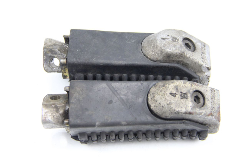 photo de FUSSRASTEN HINTEN BMW K100 1000 (1982 - 1990) - Zoom auf Gebrauchszustand